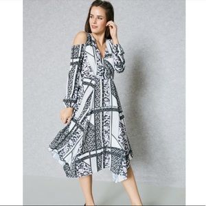 NWT 🏷 Miss Selfridge Dress